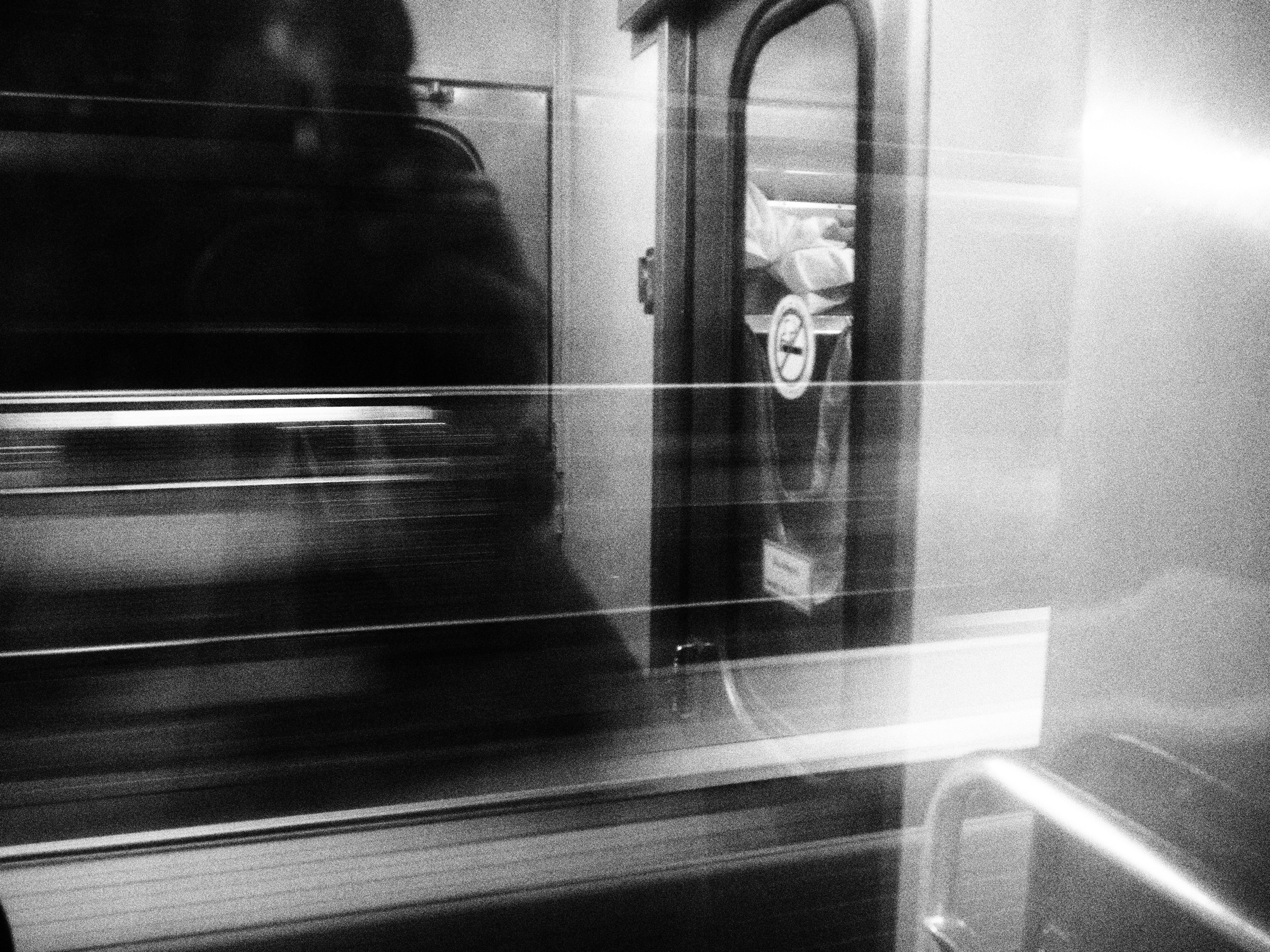 tleaha-aha-HzILWxW8Kh0-unsplash