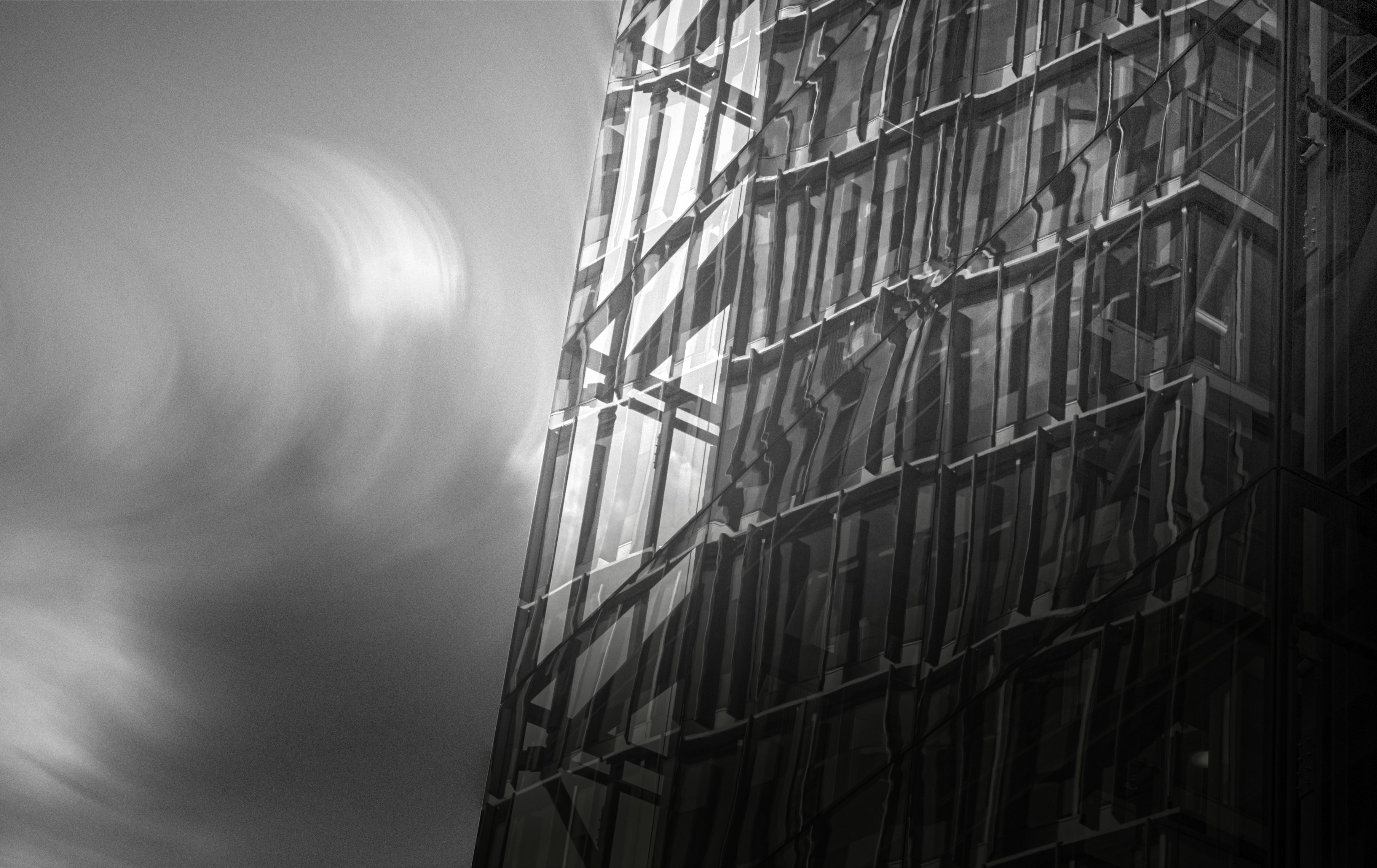 viktor-forgacs-xRD33NZDHjQ-unsplash